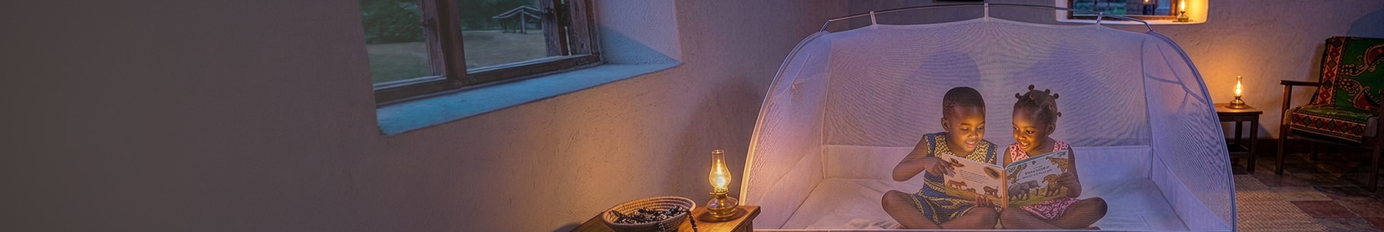 Comparison of traditional mosquito nets versus OKnet design showing improved safety and usability
